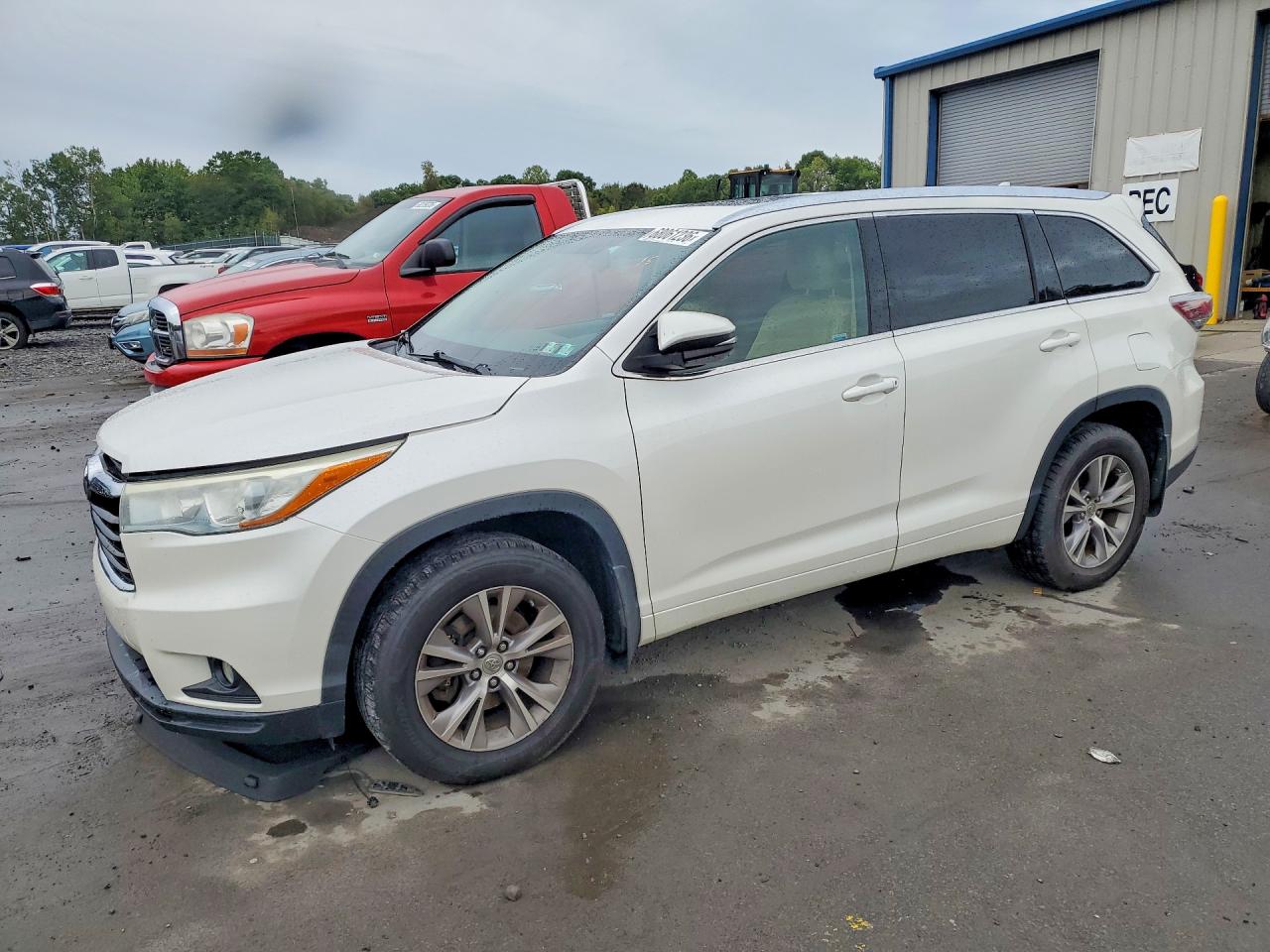 2015 TOYOTA HIGHLANDER XLE | 5TDJKRFH7FS120657 | UPCARS
