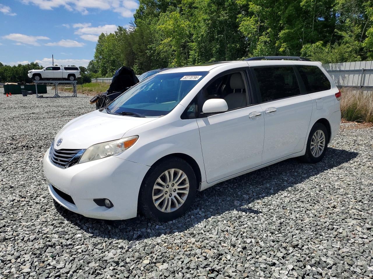2014 TOYOTA SIENNA XLE 8-PASSENGER | 5TDYK3DC2ES525715 | UPCARS