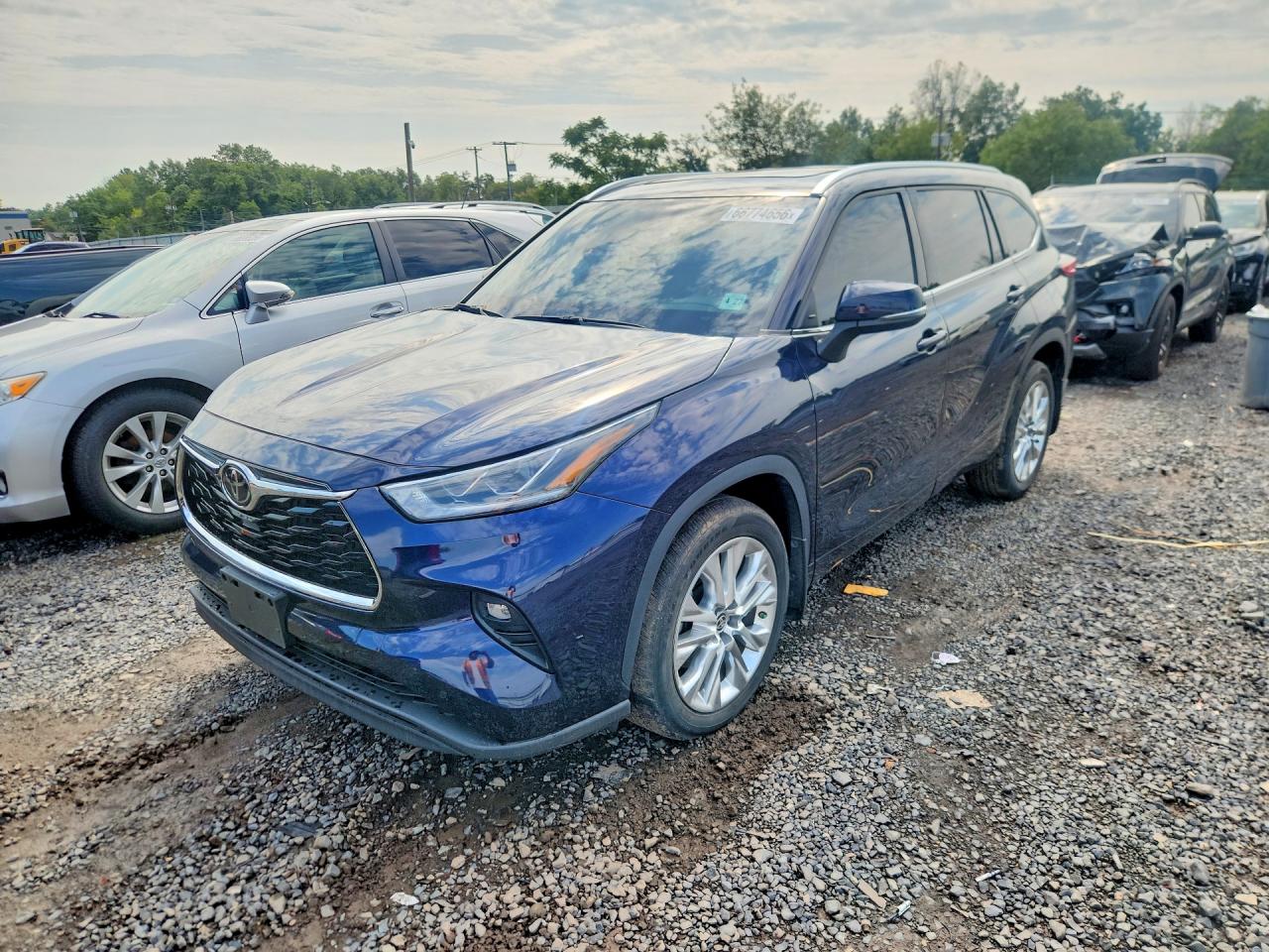 2022 TOYOTA HIGHLANDER LIMITED | 5TDDZRBH4NS206425 | UPCARS
