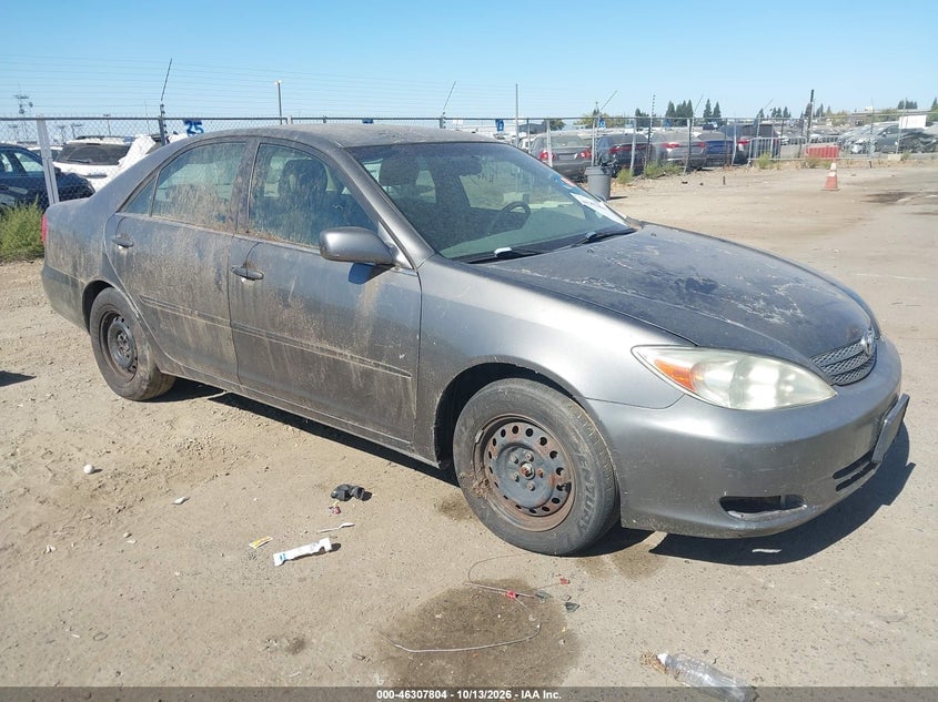 2003 TOYOTA CAMRY LE | JTDBE32K730157622 | UPCARS