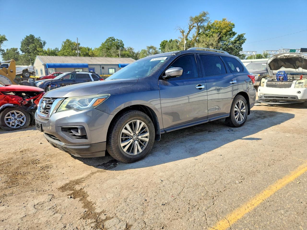 2017 NISSAN PATHFINDER SL | 5N1DR2MM3HC902096 | UPCARS