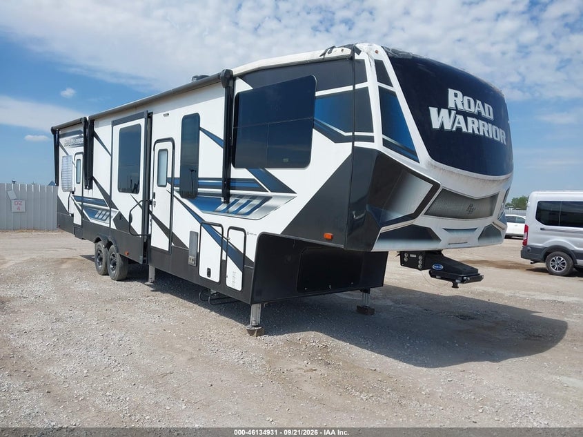 2022 HEARTLAND RV ROAD WARRIOR 351RW | 5SFCG4123NE498718 | UPCARS