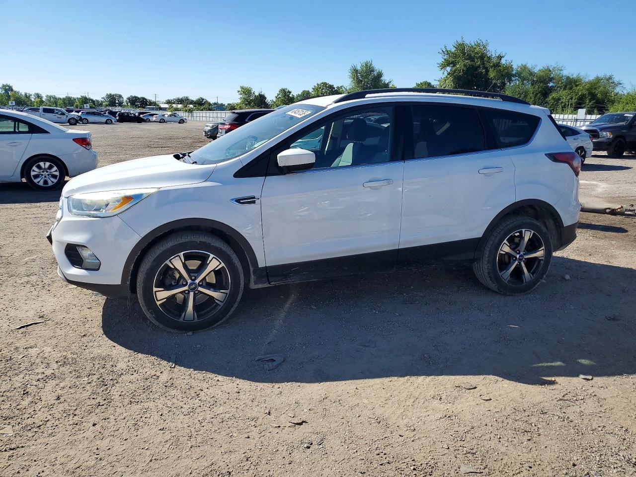 2017 FORD ESCAPE SE | 1FMCU9GD2HUB33079 | UPCARS