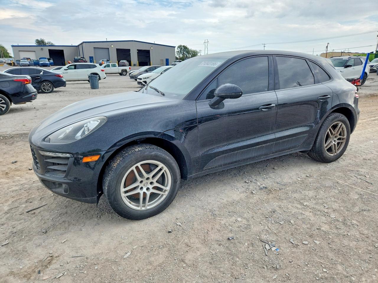 2017 PORSCHE MACAN | WP1AA2A58HLB07278 | UPCARS
