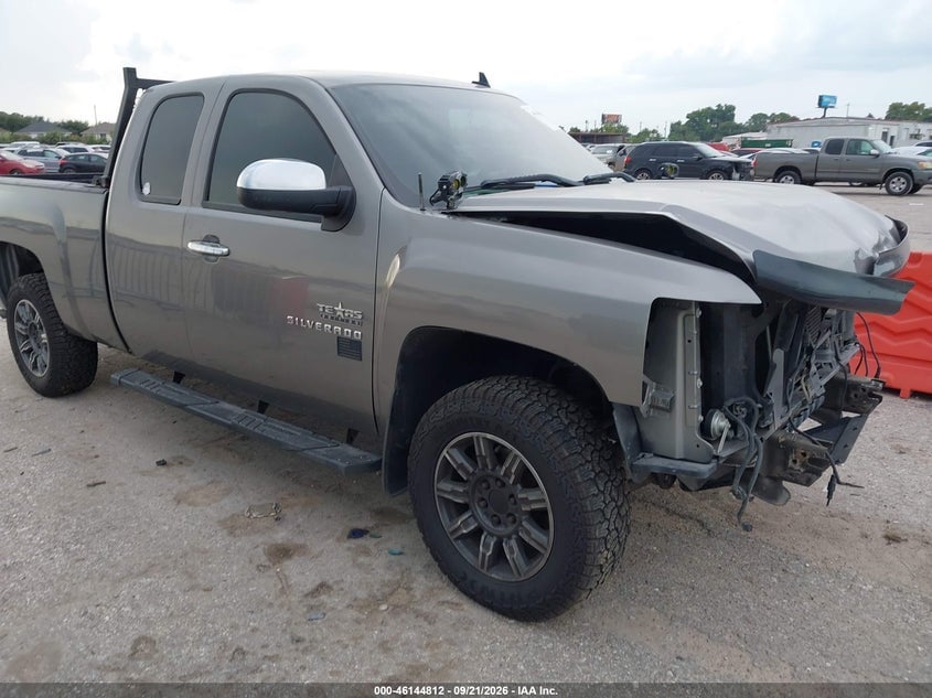 2013 CHEVROLET SILVERADO 1500 LT | 1GCRCSE02DZ140426 | UPCARS