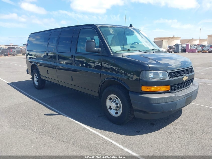 2018 CHEVROLET EXPRESS 3500 LS | 1GAZGNFG2J1299631 | UPCARS