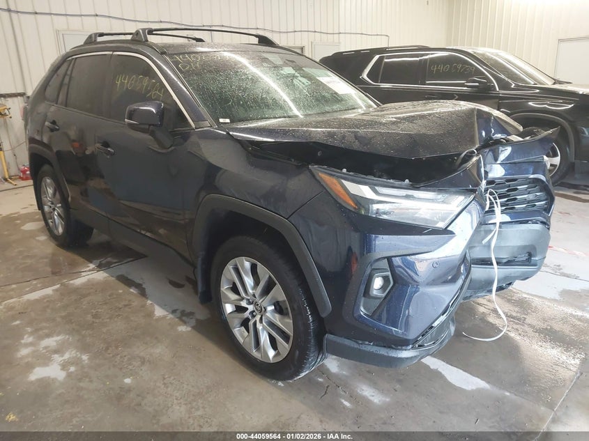 2023 TOYOTA RAV4 XLE PREMIUM | 2T3A1RFV1PW398480 | UPCARS