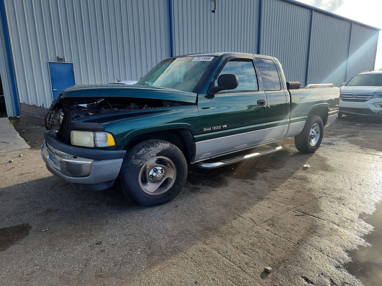1999 DODGE RAM 1500 | 1B7HC13Y2XJ608429 | UPCARS