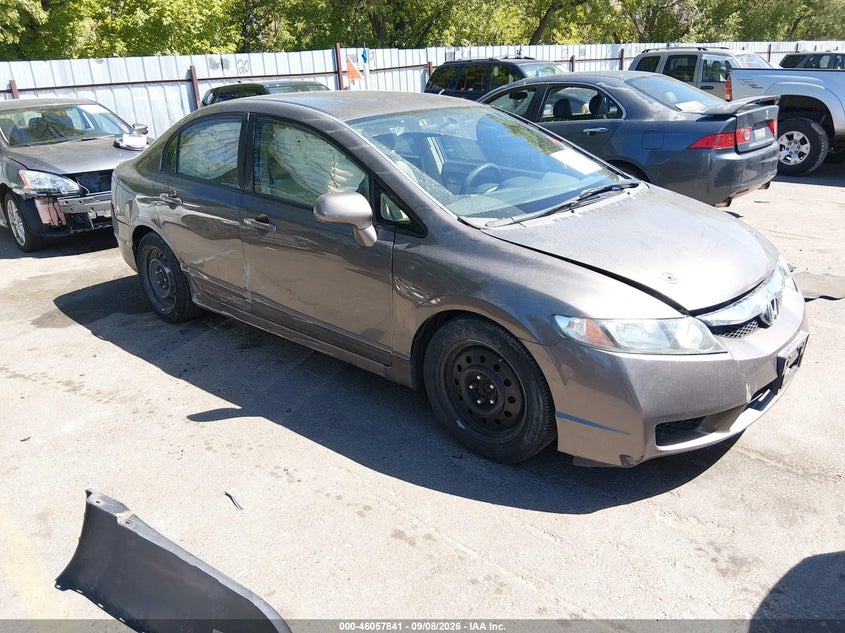 2010 HONDA CIVIC LX | 19XFA1F57AE058647 | UPCARS