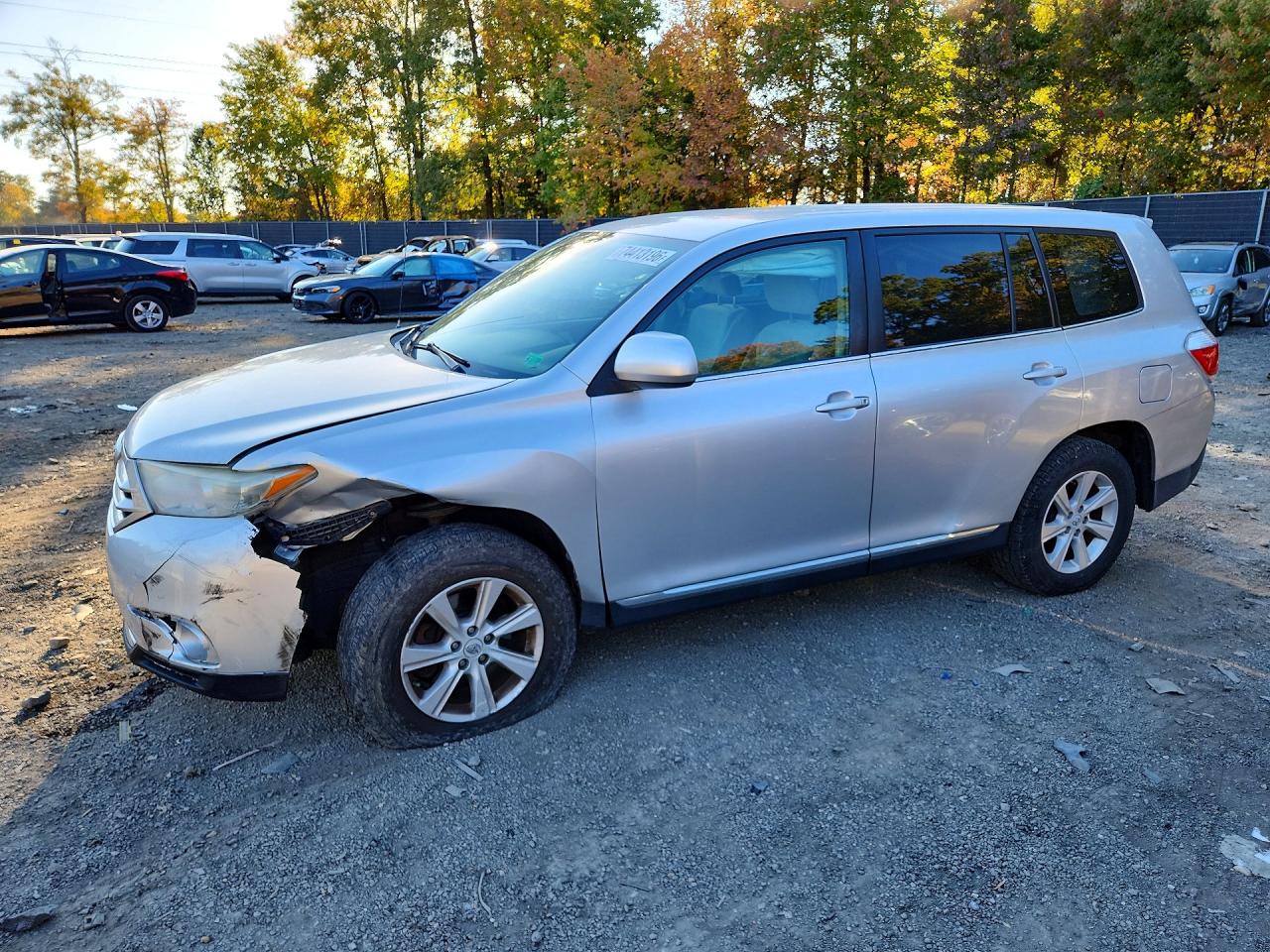 2011 TOYOTA HIGHLANDER BASE | 5TDZK3EH5BS037479 | UPCARS