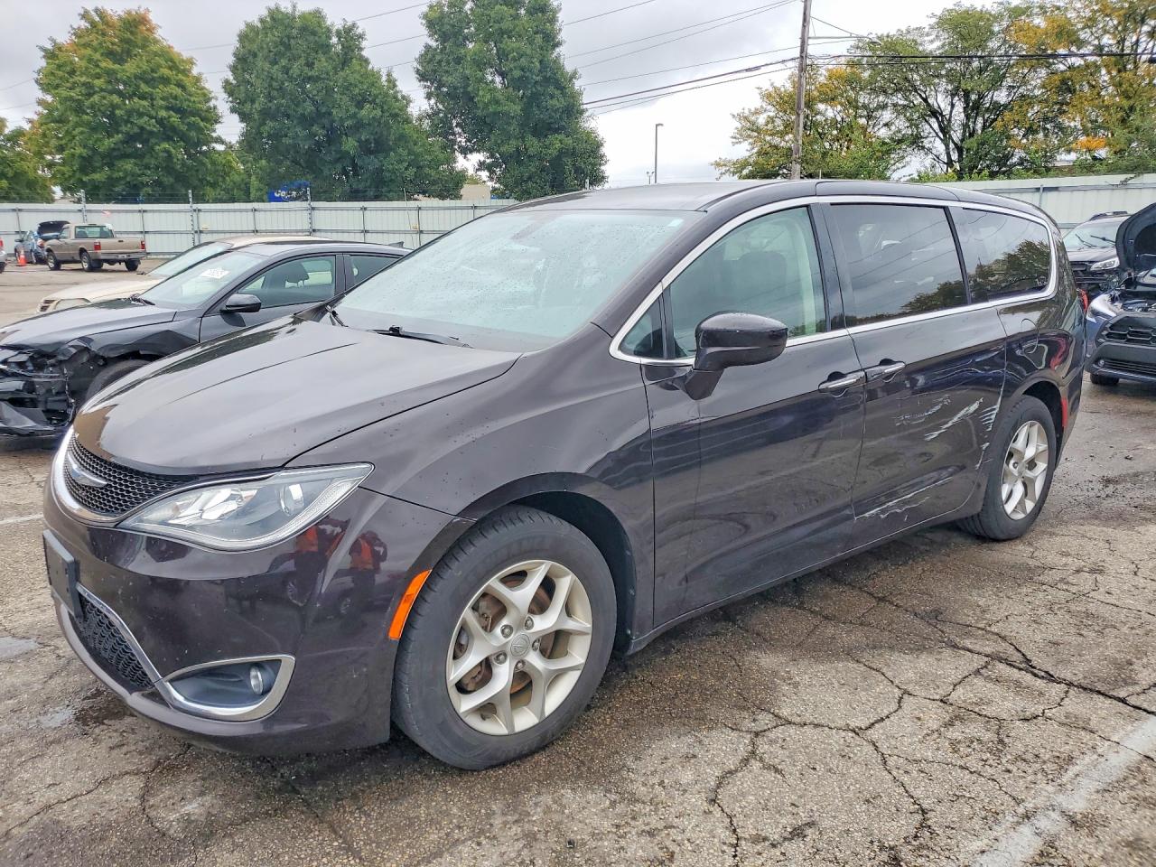 2018 CHRYSLER PACIFICA TOURING PLUS | 2C4RC1FG2JR294064 | UPCARS