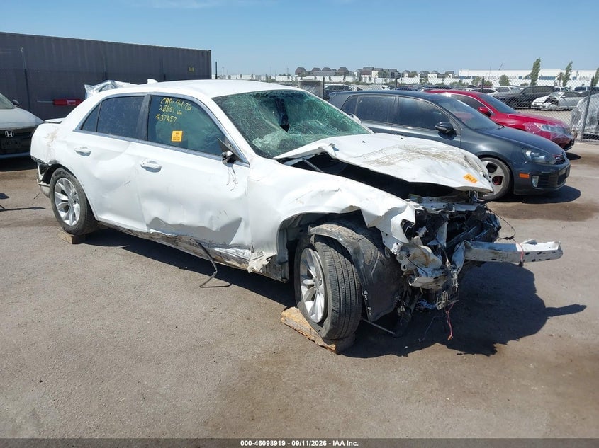 2018 CHRYSLER 300 TOURING | 2C3CCAAG4JH228851 | UPCARS