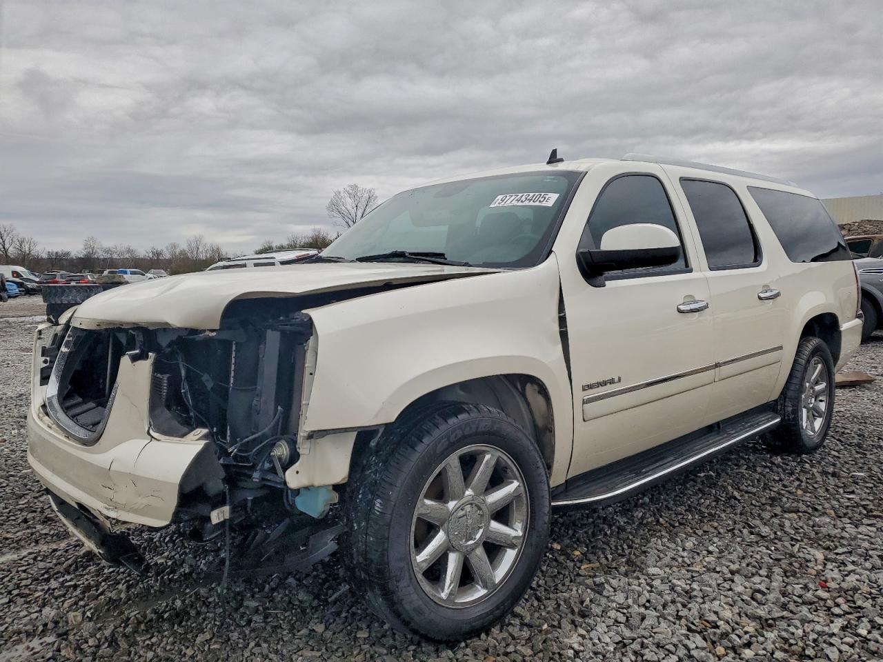 2011 GMC YUKON DENALI | 1GKS1MEF3BR219046 | UPCARS