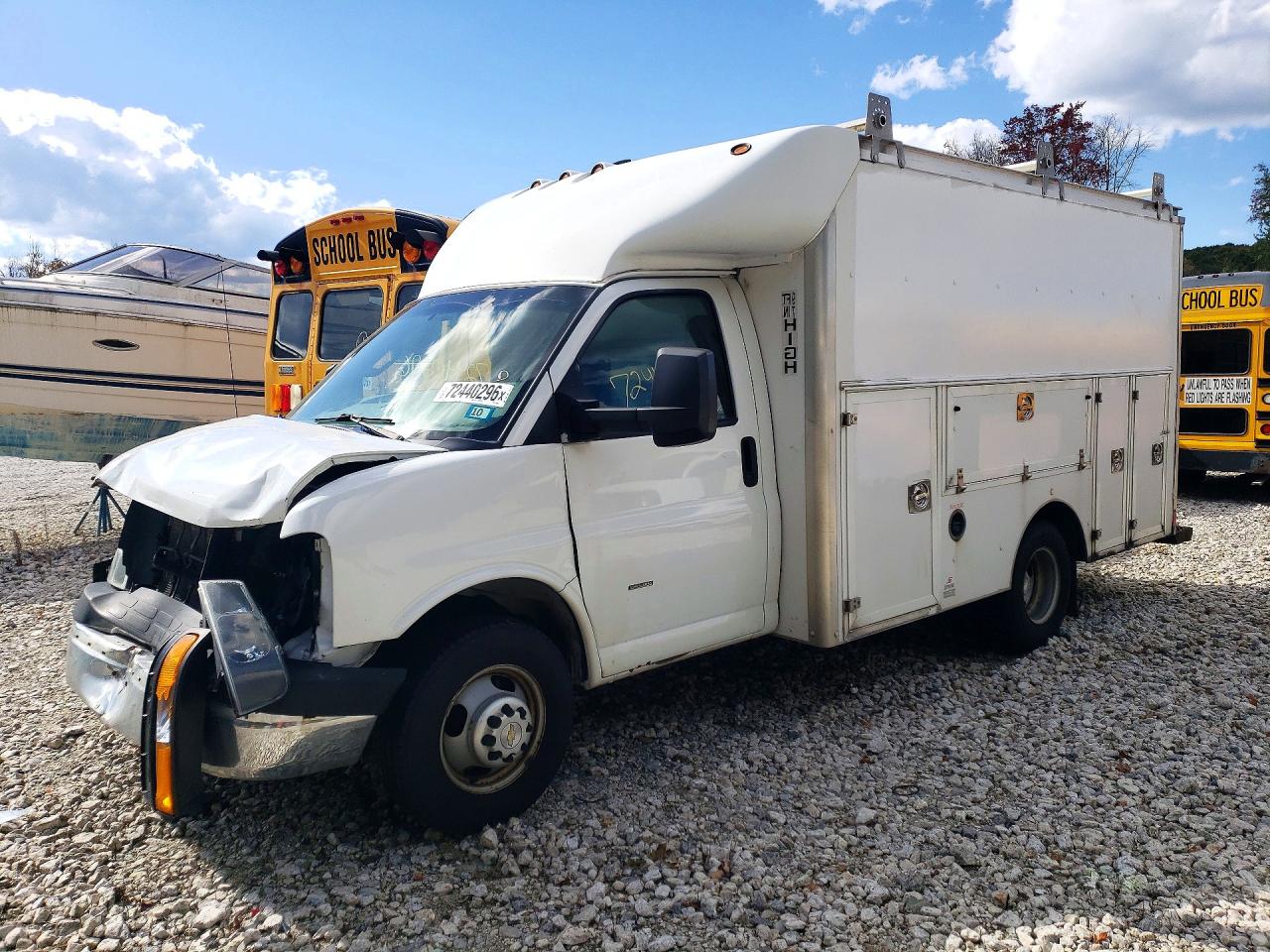 2018 CHEVROLET EXPRESS 35 - DELIVERY TRUCK | 1GB3GRCG9J1200686 | UPCARS