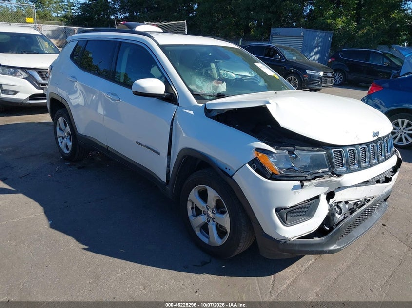 2019 JEEP COMPASS LATITUDE 4X4 | 3C4NJDBB2KT813788 | UPCARS