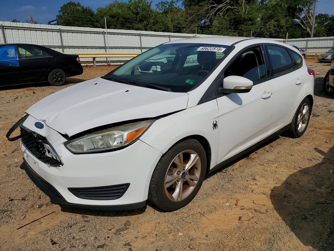 2014 FORD FOCU SE | 1FADP3K21EL379096 | UPCARS