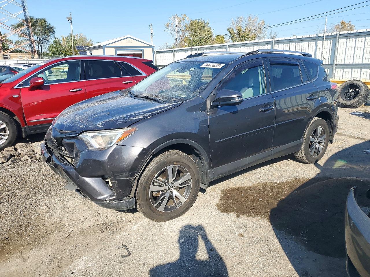 2017 TOYOTA RAV4 XLE | JTMRFREV6HJ148125 | UPCARS