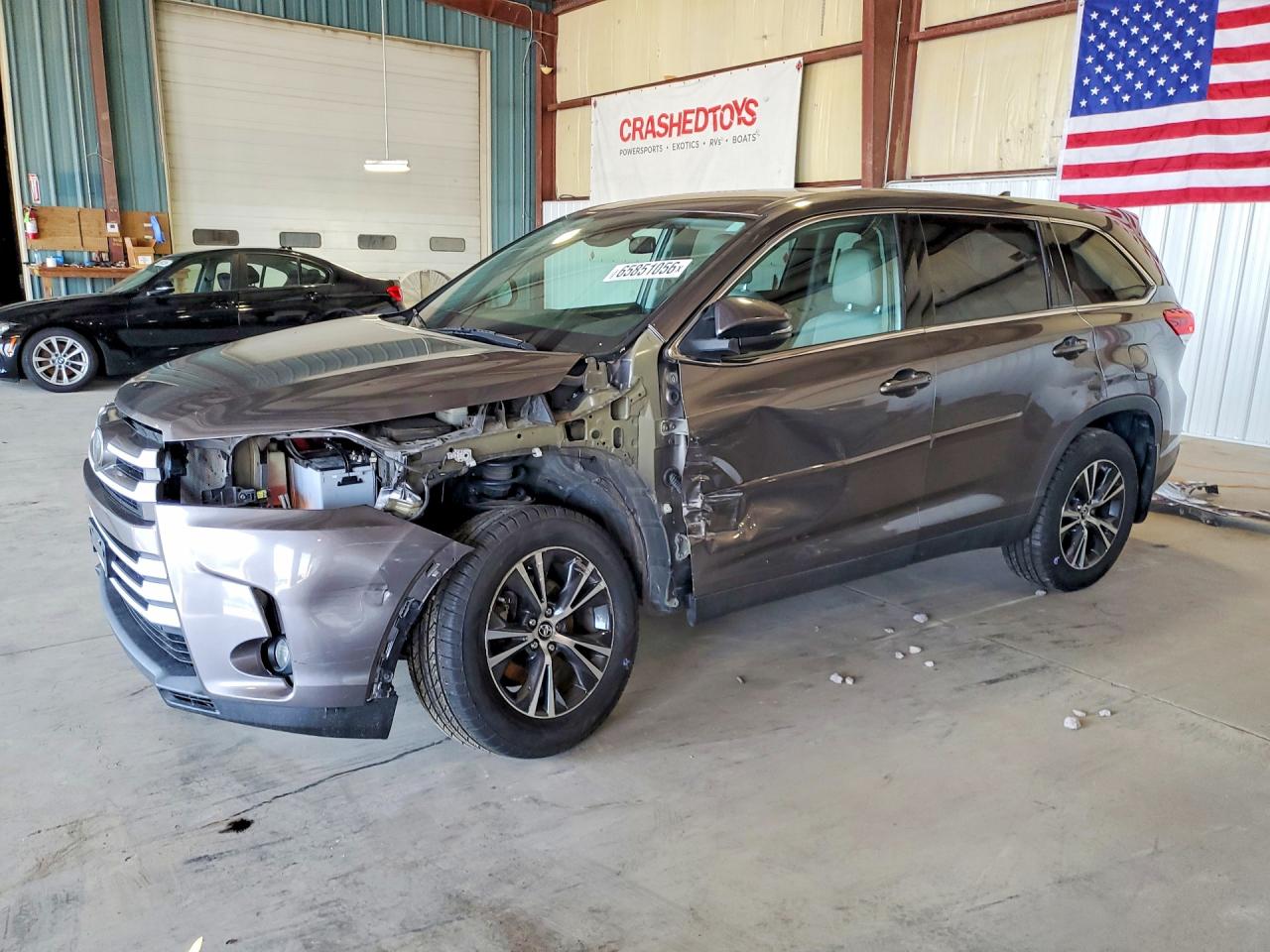 2019 TOYOTA HIGHLANDER LE PLUS | 5TDBZRFH2KS935665 | UPCARS