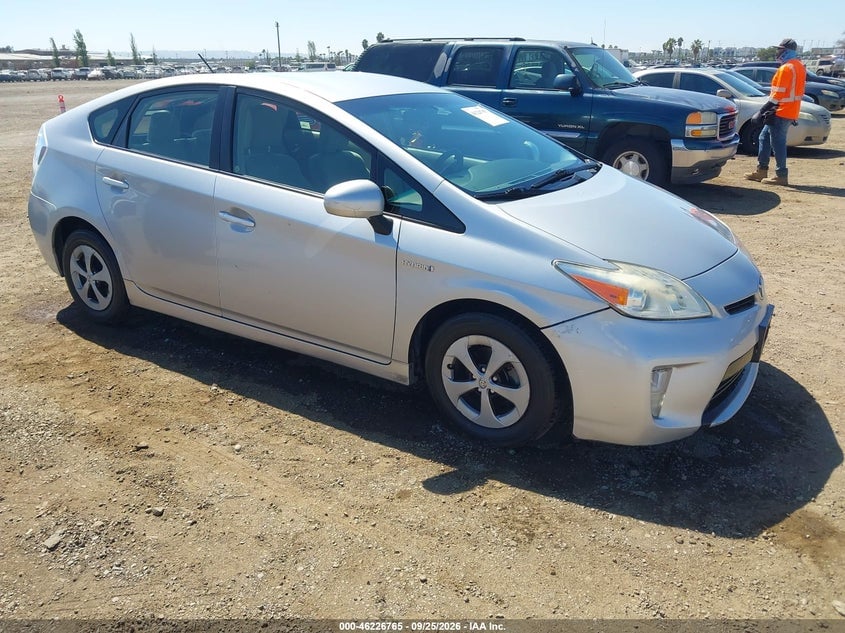 2014 TOYOTA PRIUS TWO | JTDKN3DU3E1771305 | UPCARS