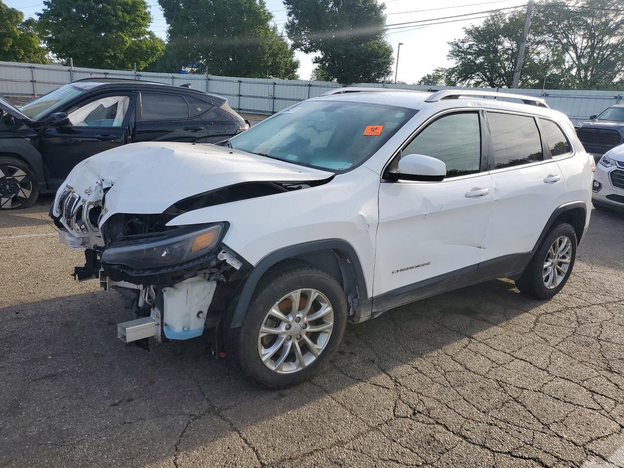 2019 JEEP CHEROKEE LATITUDE | 1C4PJLCB6KD340100 | UPCARS