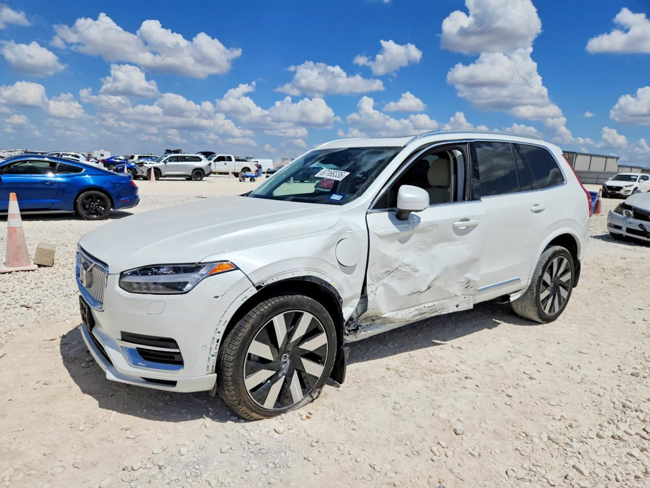 2025 VOLVO XC90 PLUS | YV4H60JE2S1301133 | UPCARS
