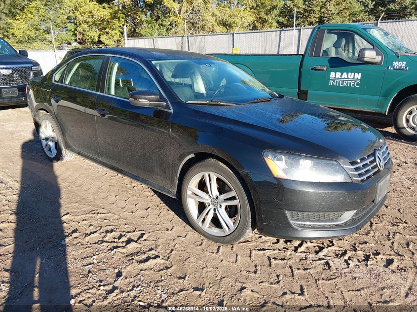 2015 VOLKSWAGEN PASSAT 2.0L TDI SE | 1VWBV7A30FC028977 | UPCARS