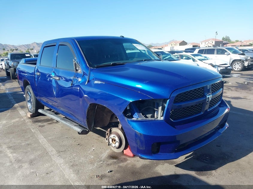 2018 RAM 1500 EXPRESS  4X2 5'7 BOX | 3C6RR6KG0JG234606 | UPCARS