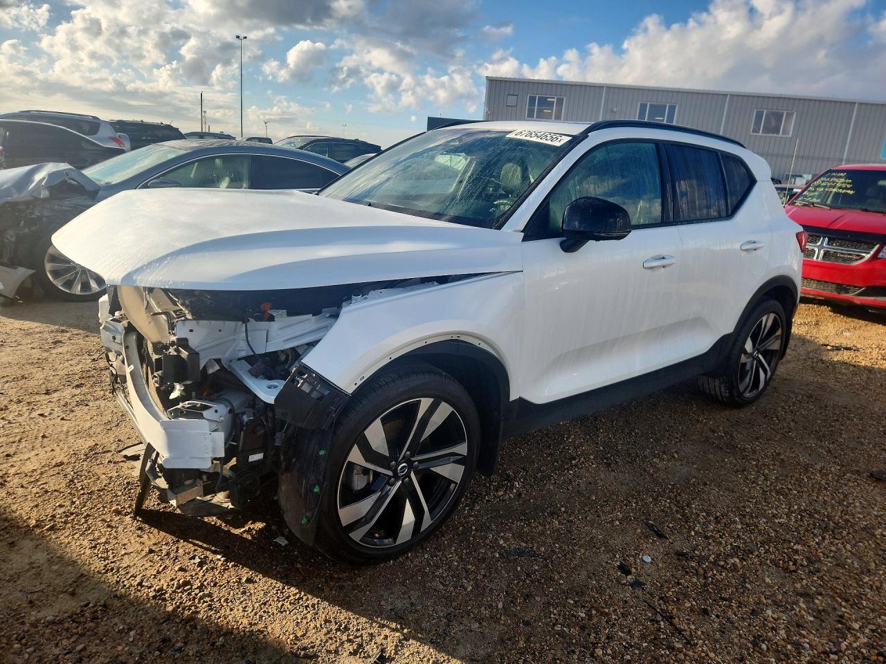 2024 VOLVO XC40 ULTIMATE | YV4L12UM3R2215339 | UPCARS