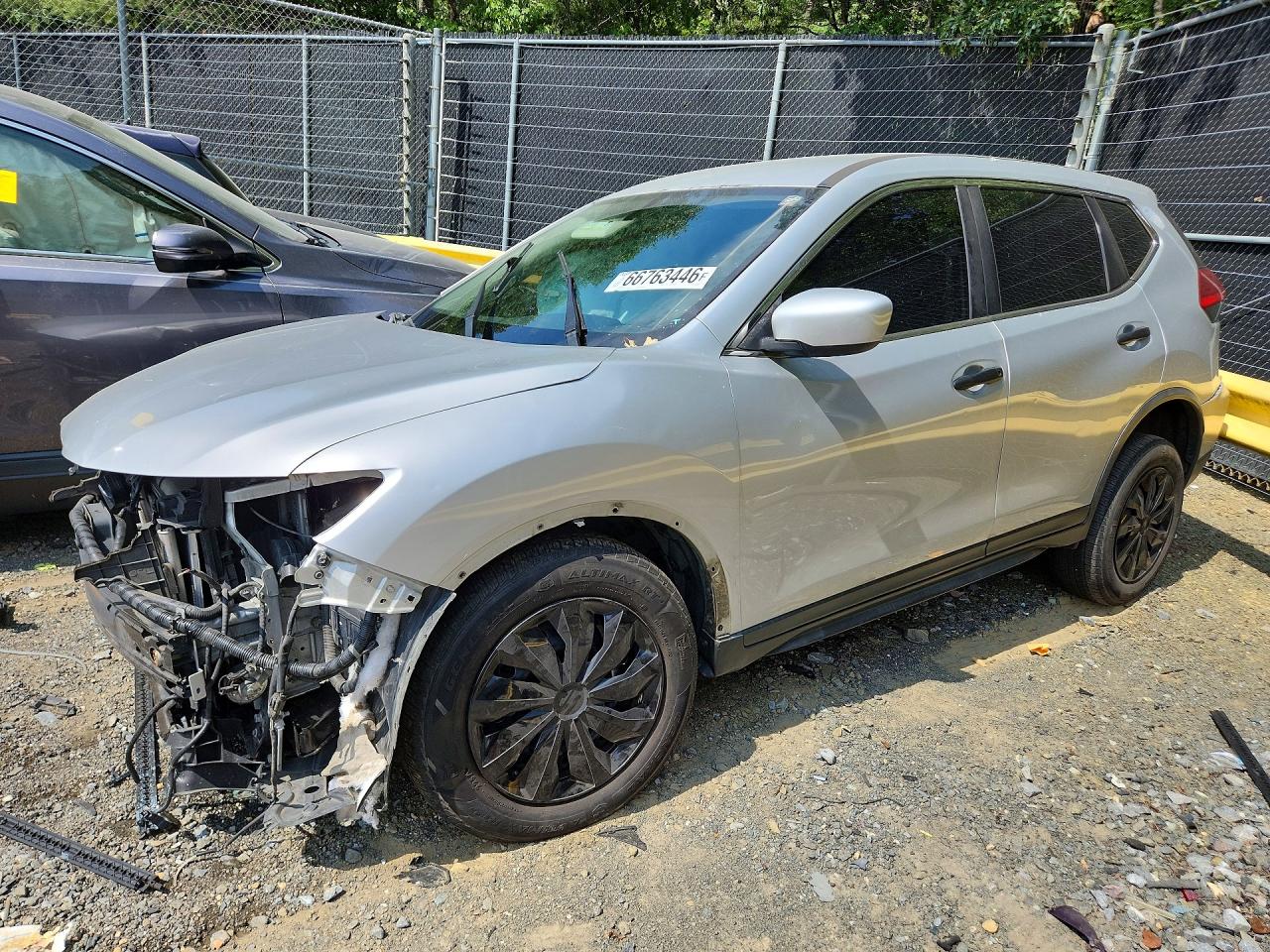 2017 NISSAN ROGUE S | JN8AT2MV3HW254814 | UPCARS