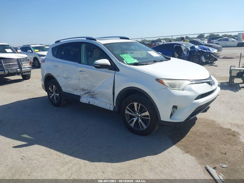 2016 TOYOTA RAV4 XLE | JTMWFREV0GJ081944 | UPCARS