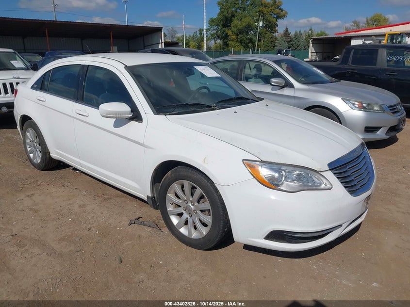 2013 CHRYSLER 200 TOURING | 1C3CCBBGXDN573284 | UPCARS
