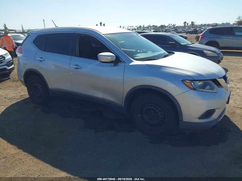 2015 NISSAN ROGUE S | KNMAT2MT6FP585629 | UPCARS