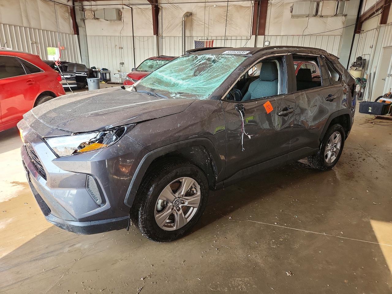2024 TOYOTA RAV4 XLE | 2T3P1RFV2RW473927 | UPCARS