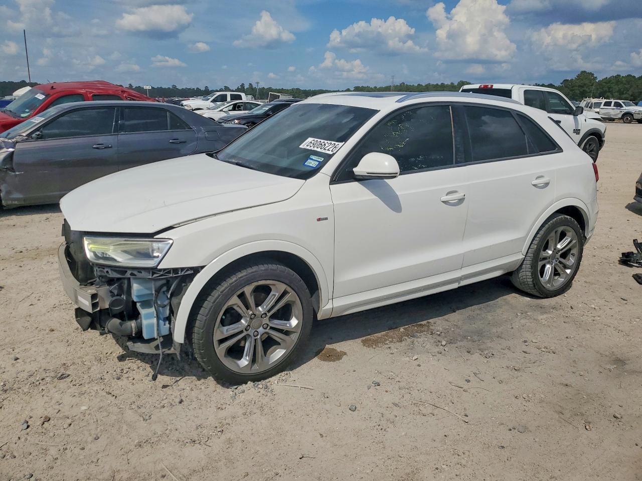 2018 AUDI Q3 PREMIUM | WA1BCCFS8JR012611 | UPCARS