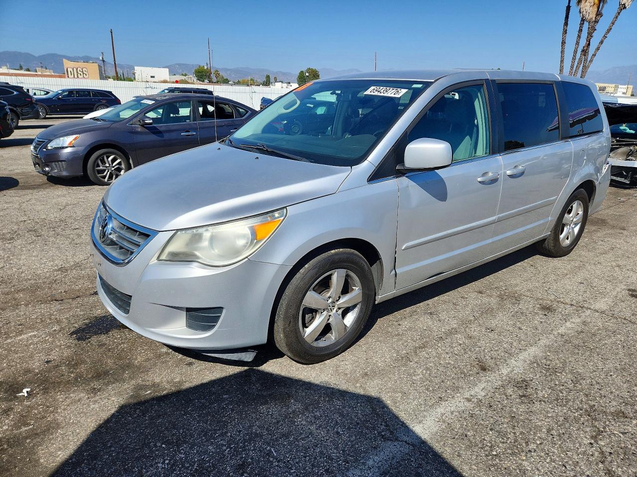 2009 VOLKSWAGEN ROUTAN SE | 2V8HW341X9R582315 | UPCARS