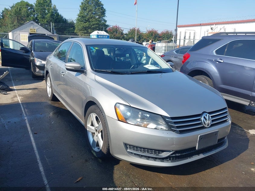 2013 VOLKSWAGEN PASSAT 2.5L SE | 1VWBP7A38DC121236 | UPCARS