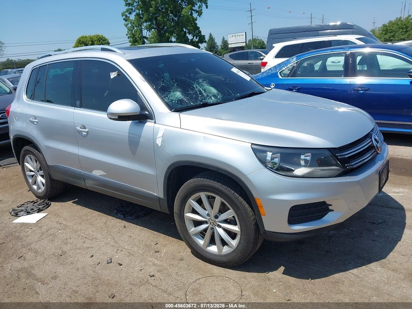 2017 VOLKSWAGEN TIGUAN 2.0T WOLFSBURG EDITION | WVGSV7AX3HK019040 | UPCARS