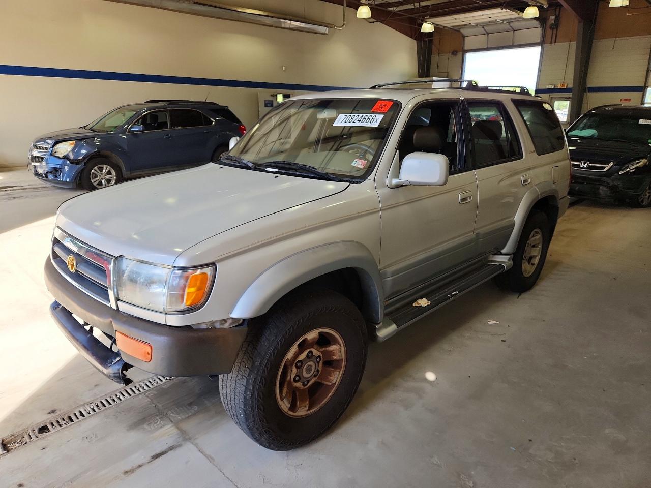 1998 TOYOTA 4RUNNER LIMITED | JT3HN87R5W0180516 | UPCARS