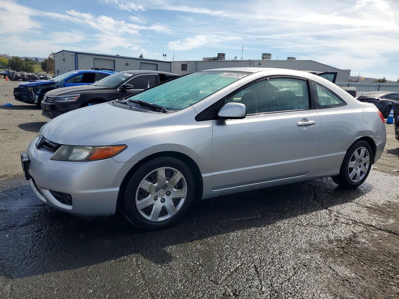 2007 HONDA CIVIC LX | 2HGFG12617H526075 | UPCARS