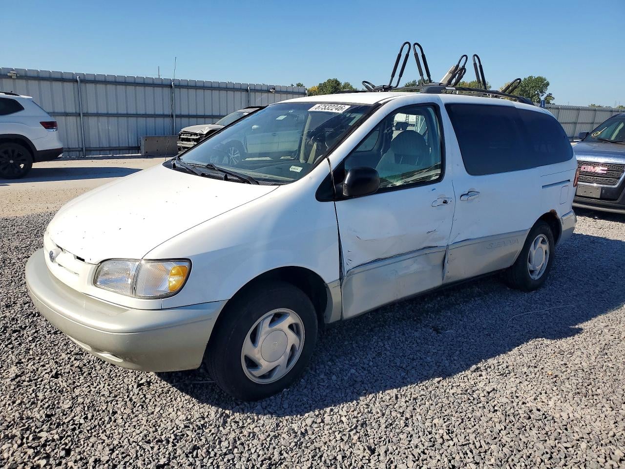 2000 TOYOTA SIENNA XLE | 4T3ZF13C5YU284962 | UPCARS