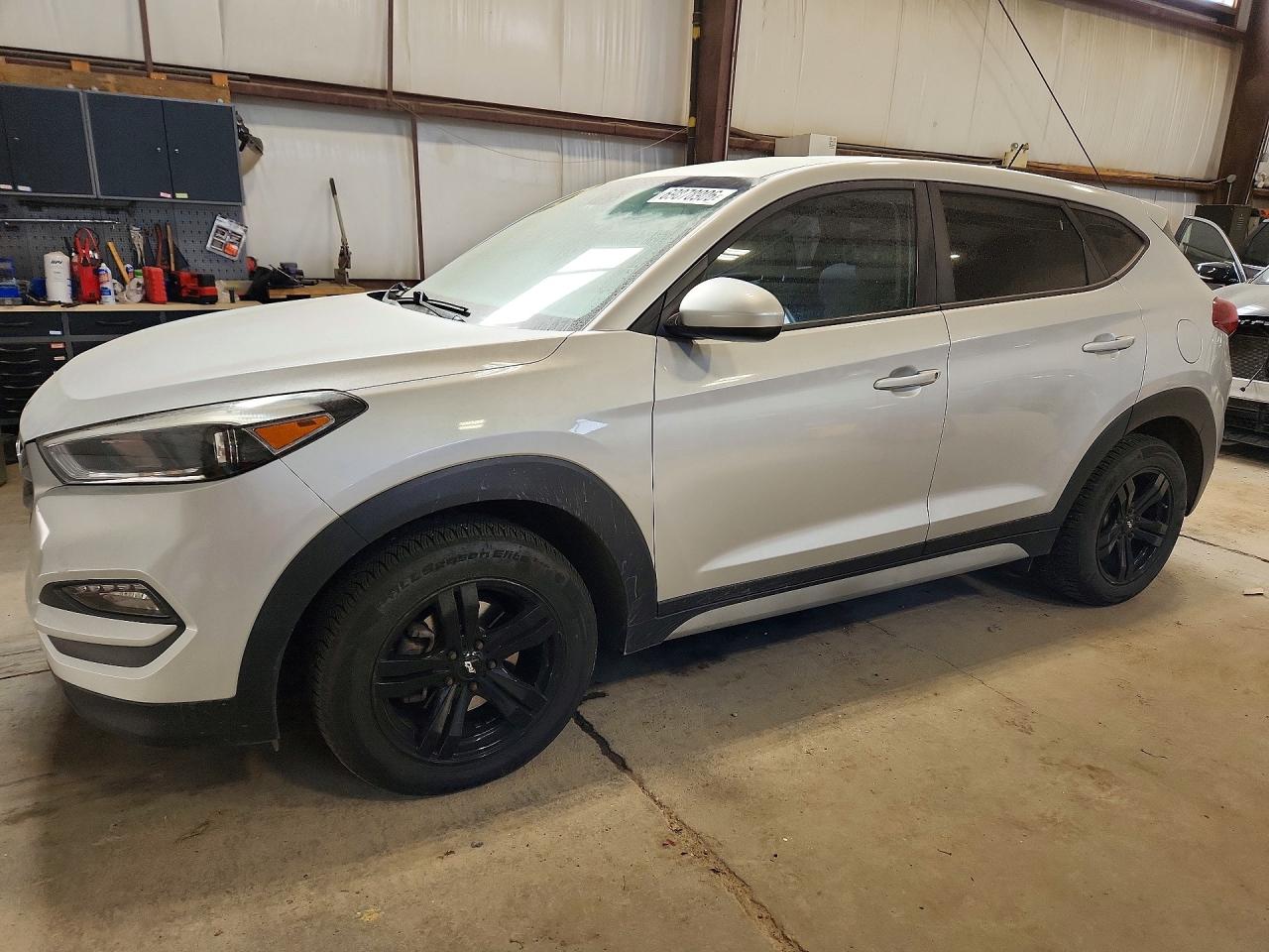 2017 HYUNDAI TUCSON SE | KM8J2CA44HU484207 | UPCARS
