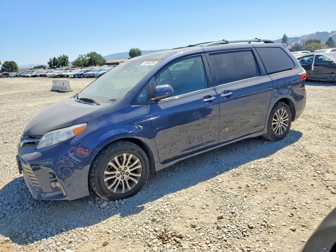 2018 TOYOTA SIENNA XLE 8-PASSENGER | 5TDYZ3DC8JS928331 | UPCARS
