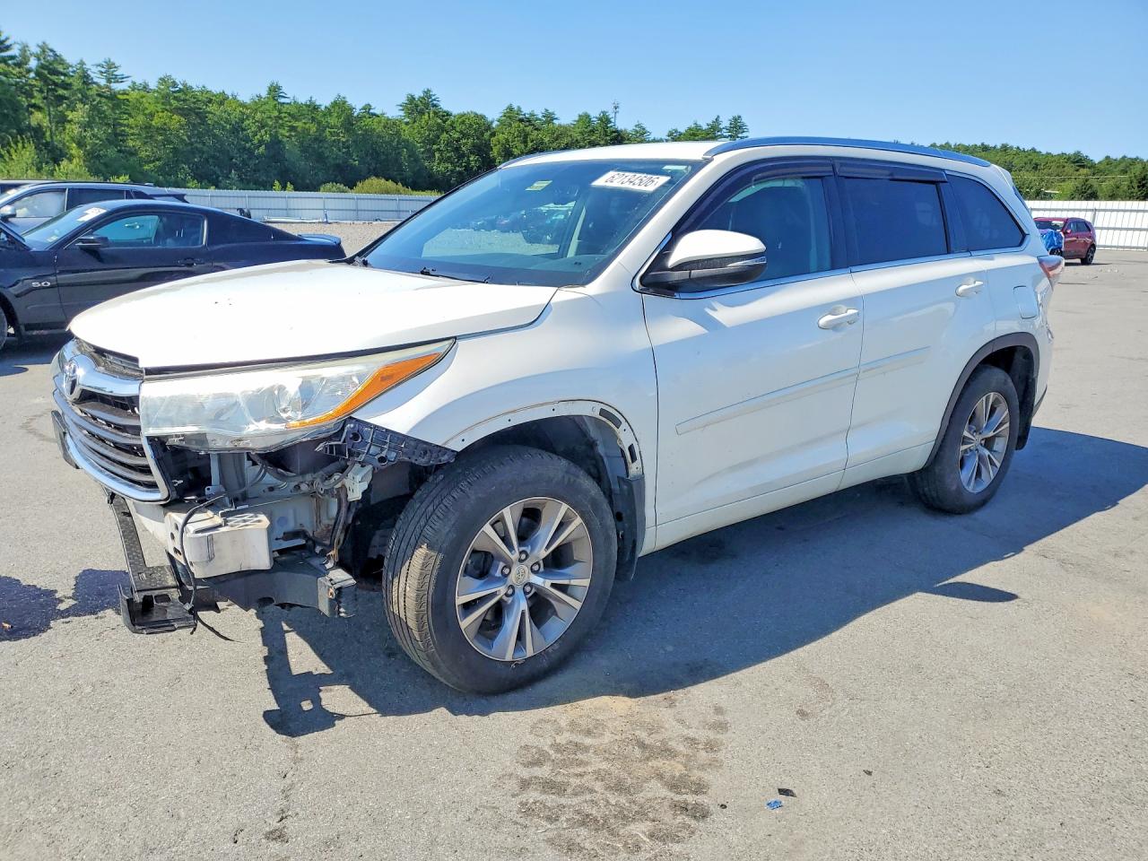 2015 TOYOTA HIGHLANDER XLE | 5TDJKRFH8FS127634 | UPCARS