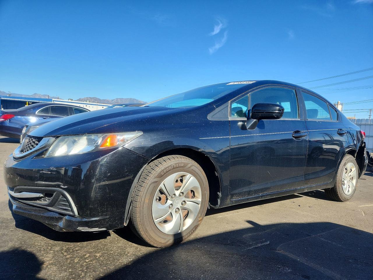 2015 HONDA CIVIC LX | 19XFB2F53FE285067 | UPCARS