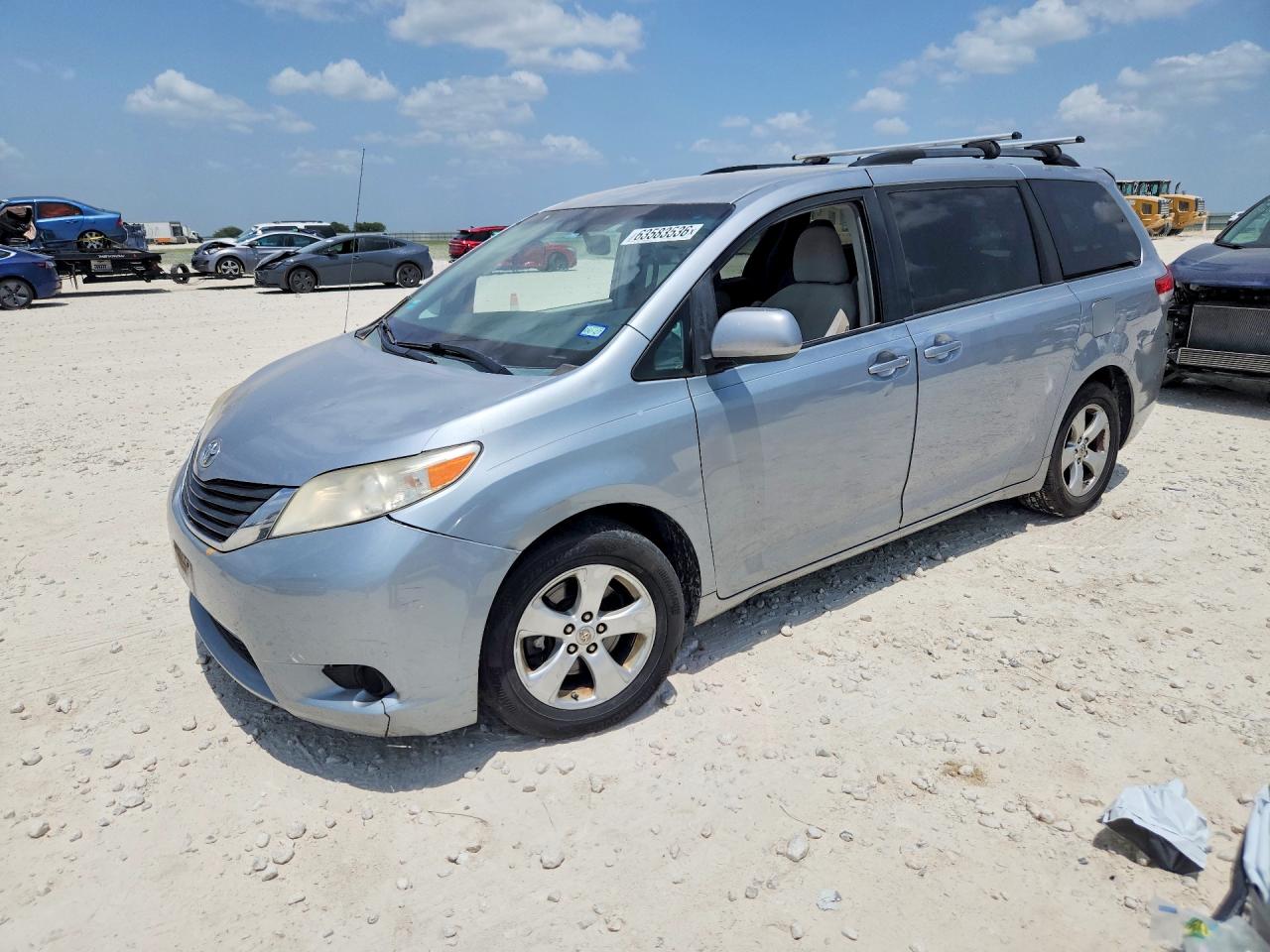 2014 TOYOTA SIENNA LE | 5TDKK3DCXES508313 | UPCARS