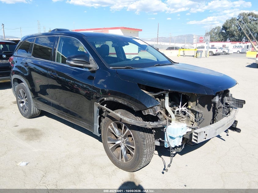 2017 TOYOTA HIGHLANDER LE | 5TDZZRFH3HS203276 | UPCARS