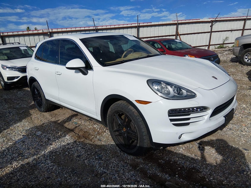 2013 PORSCHE CAYENNE | WP1AA2A25DLA04674 | UPCARS