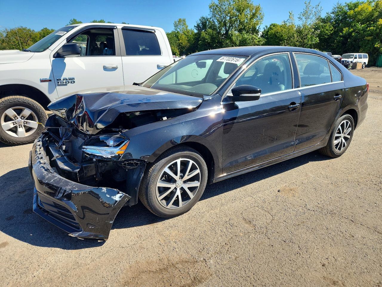 2018 VOLKSWAGEN JETTA SE | 3VWDB7AJ1JM261905 | UPCARS