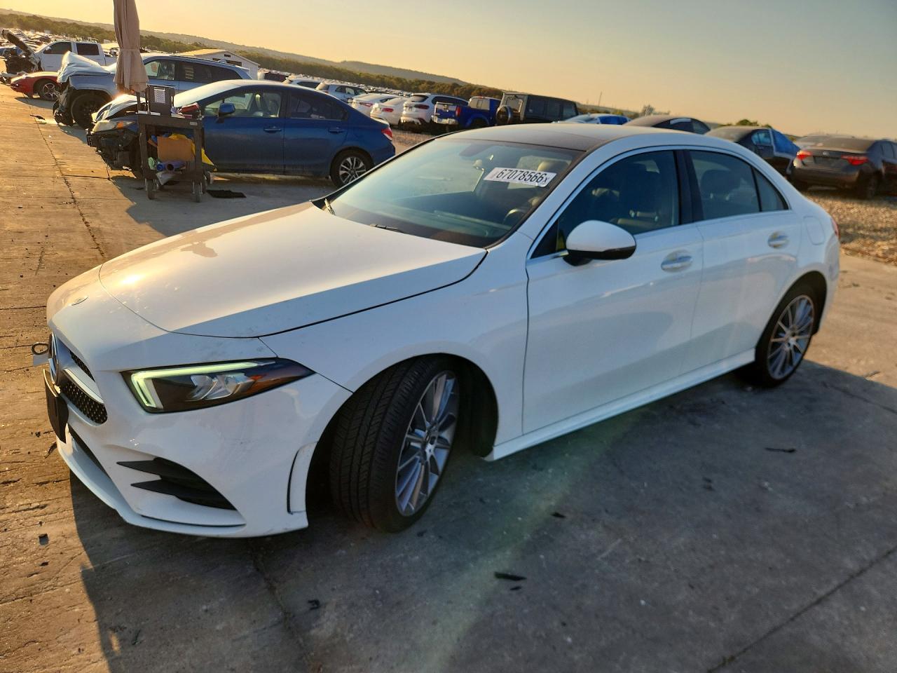 2022 MERCEDES-BENZ A-CLASS 220 | W1K3G4EB1NJ360945 | UPCARS