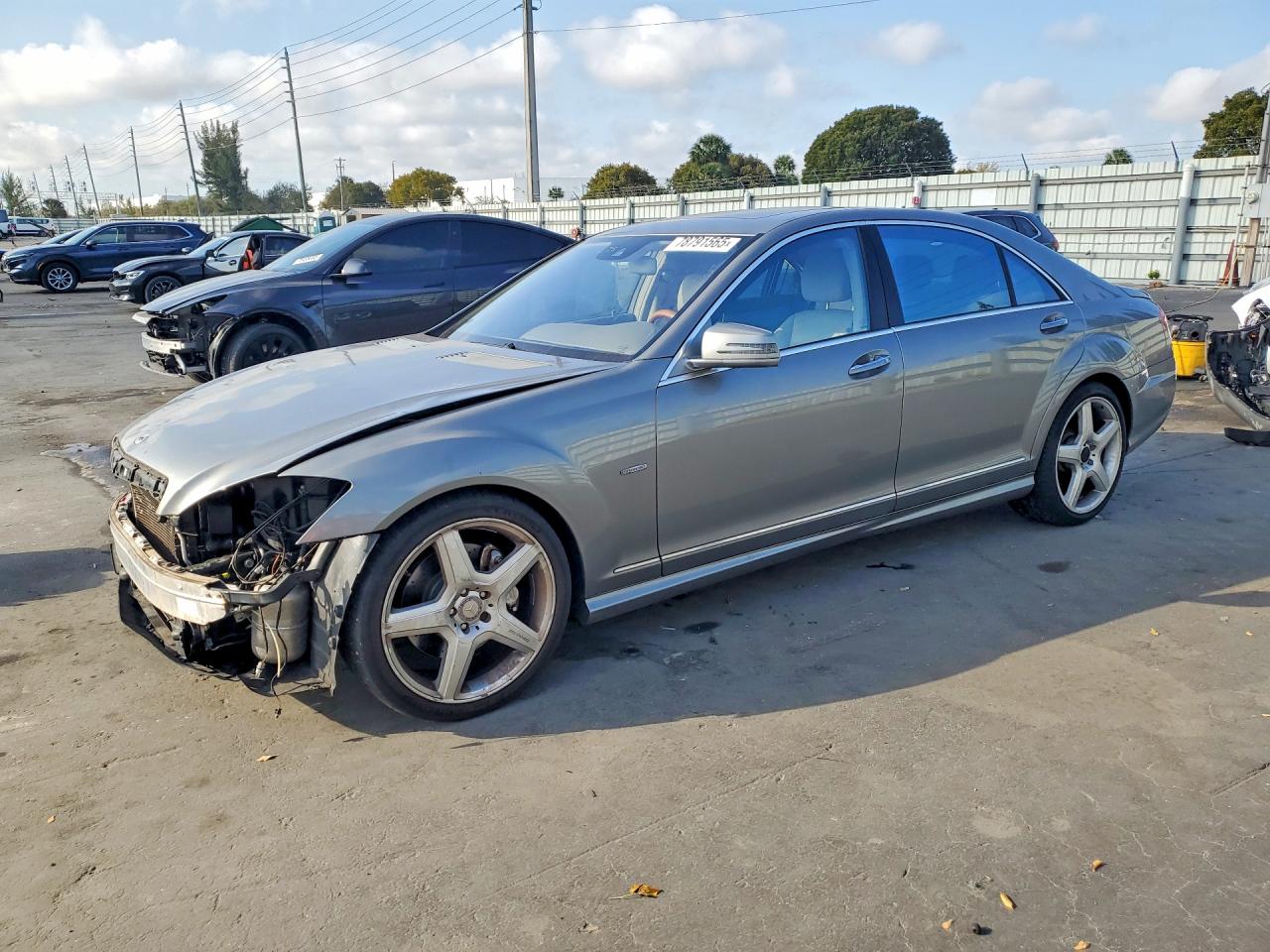 2012 MERCEDES-BENZ S 550 | WDDNG7DB0CA436213 | UPCARS